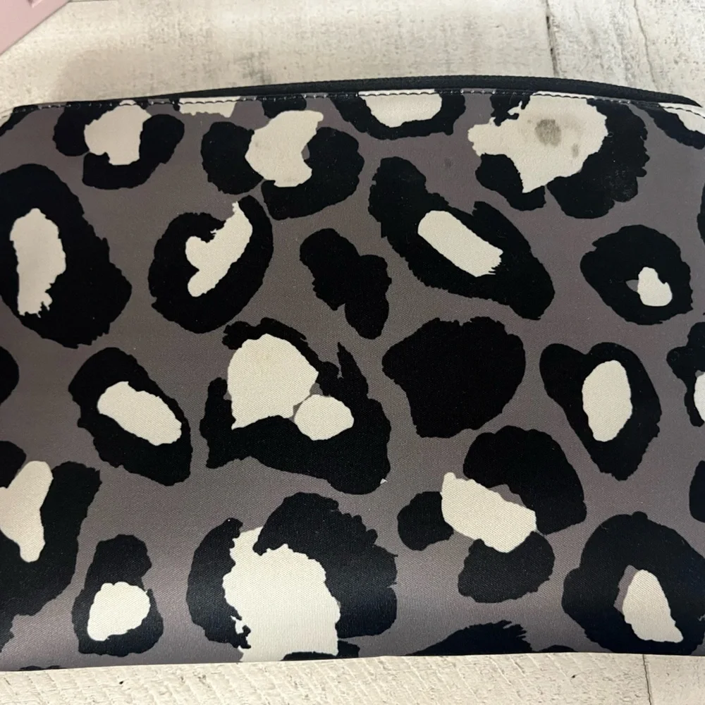 MARC by MARC JACOBS SLEEVE/ZIPPER POUCH